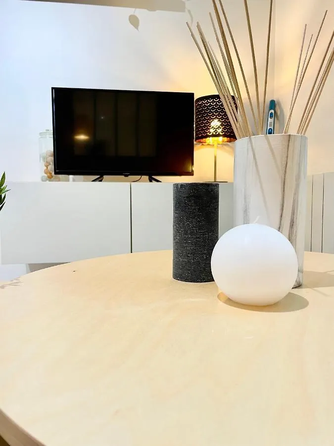 Appartement Grand Studio Hyper Centre Wifi Rodez